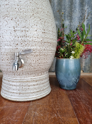 Mary Valley Mud Water Pot Vanilla Choc Chip - Peter Wallace Pottery