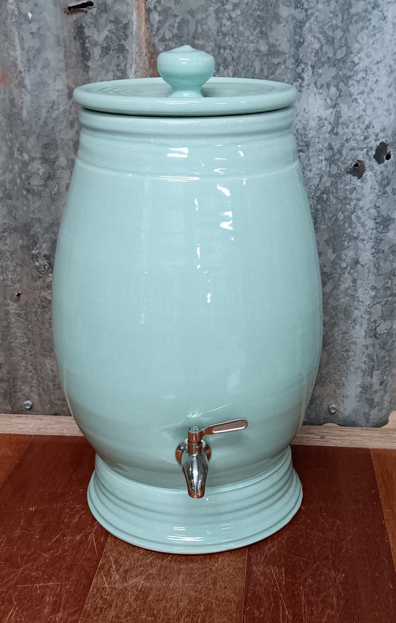 .Mary Valley Water Pot Green - Peter Wallace Pottery