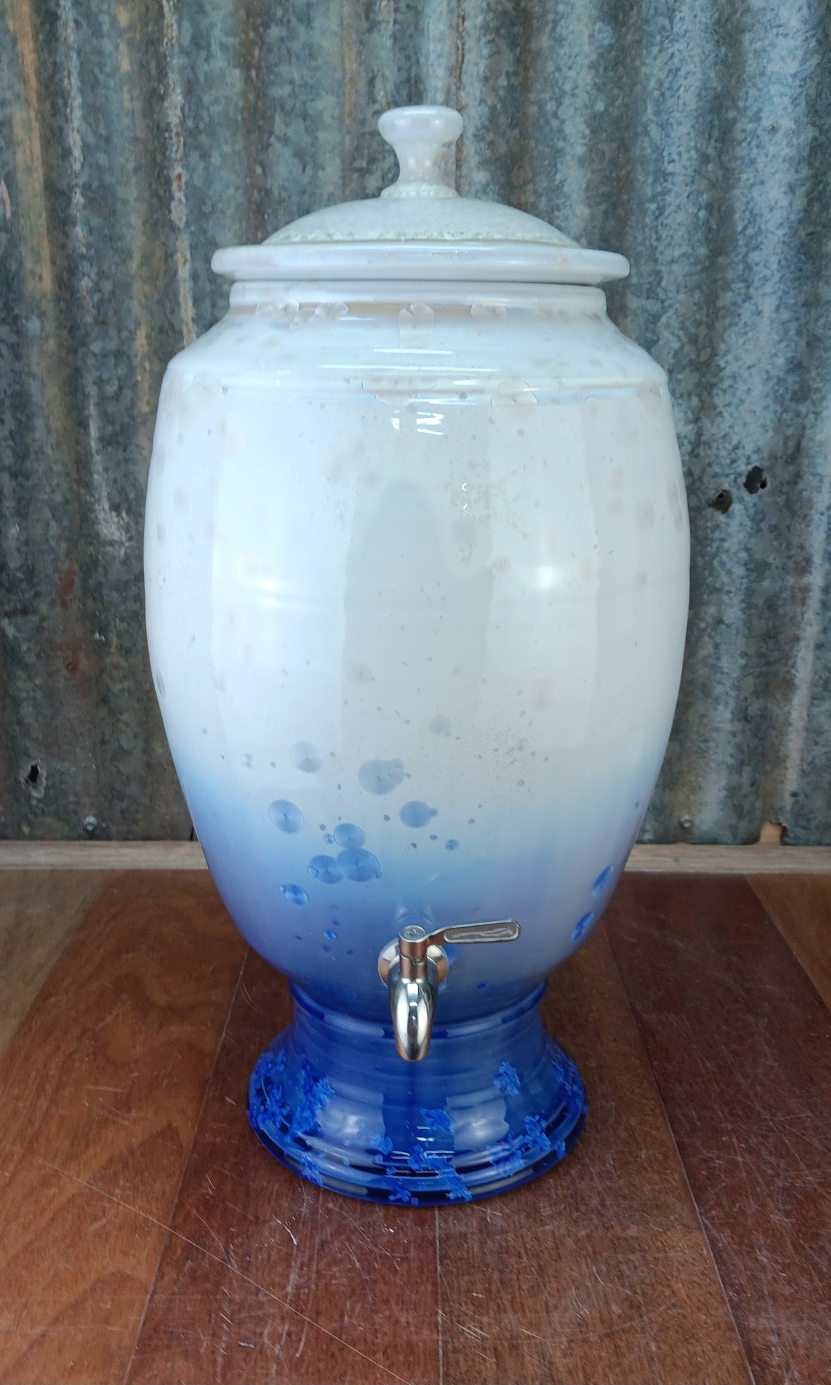 .Crystalline Blue & White Ceramic Water Filter