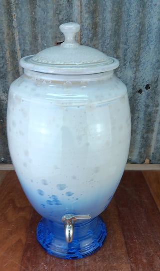 .Crystalline Blue & White Ceramic Water Filter